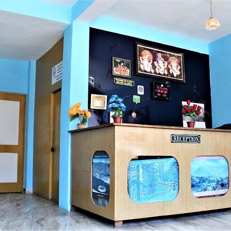 מנאלי Hotel Ocean Inn מראה חיצוני תמונה